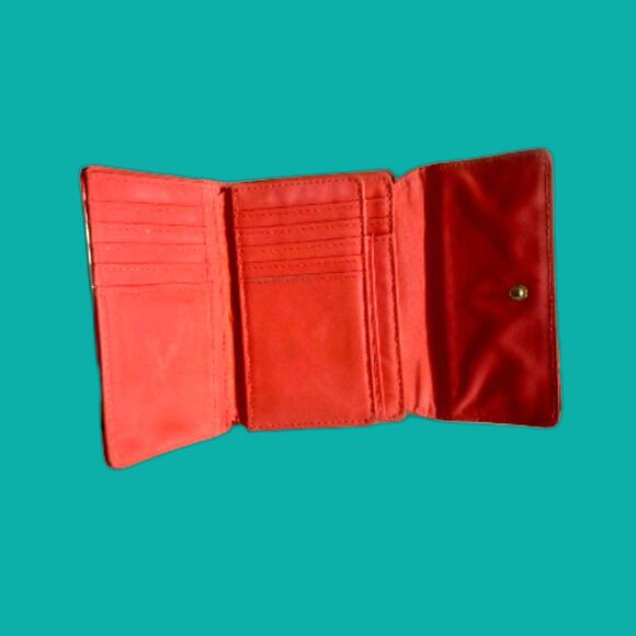 Safe Keeper Floral Print Wallet - Picture 2 of 4